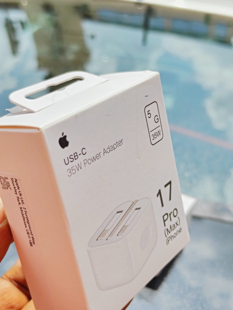 USB-C 35W Power Adapter