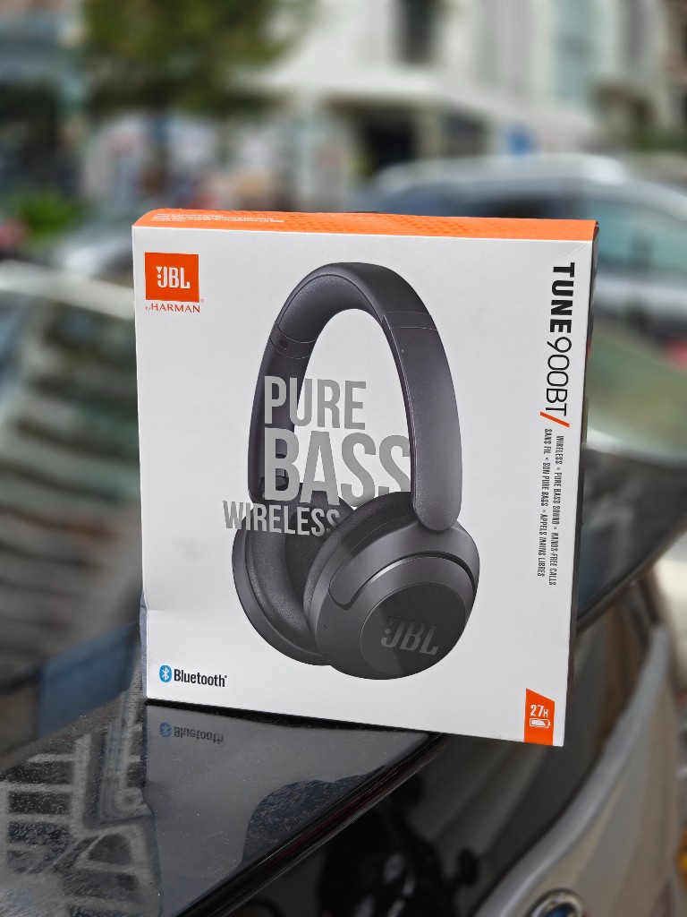 TUNE 900BT